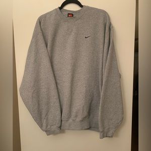 Vintage Nike crewneck!